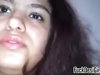 Cute desi girl available to fuck.